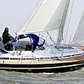 cruising sailboat / center cockpit - C 1150