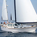 cruising sailboat / motorsailer - 441