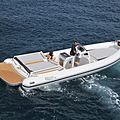 in-board inflatable boat / center console / semi-rigid / with sundeck - 29