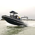 in-board inflatable boat / twin engine / with enclosed cockpit / semi-rigid - PATROL 7,5 JET