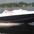 in-board runabout / offshore / with cabin - 23 OUTLAW