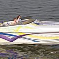 in-board runabout / offshore / with cabin - VELOCITY 322