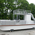 motor-boats upper sun-deck pontoon boat / tri-tube - BEAST