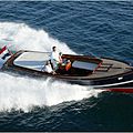 open center console boat / custom-made / motor-boats classic - 850 DE LUXE