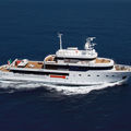 steel luxury yacht / displacement - TRIBU