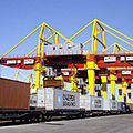 post-Panamax container gantry crane / unloading - ARTICULATED BOOM TYPE - 50 LT