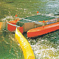 V type oil skimmer / with sweeping arm / for ships - FASFLO 25