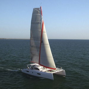 catamarã / de cruzeiro oceânico / de popa aberta / 3 ou 4 cabines