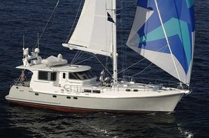 iate à vela motorsailer / de cruzeiro / de popa aberta
