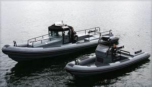 barco utilitário / com motor de centro / barco inflável semirrígido