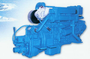 motor para barco profissional / de centro / a diesel / atmosférico