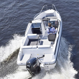 lancha de proa aberta com motor de popa / bowrider / com console dupla / para esqui aquático
