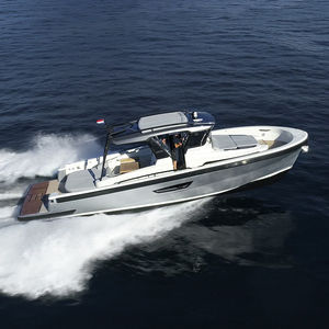 lancha Express Cruiser de rabeta / IPS POD / bimotor / open