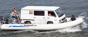 barco inflável com motor de popa / semirrígido / com console central / de mergulho