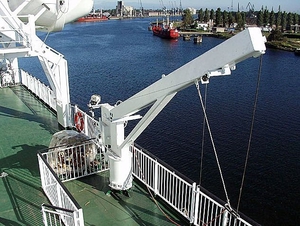 life-raft-davit