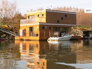 floating-house
