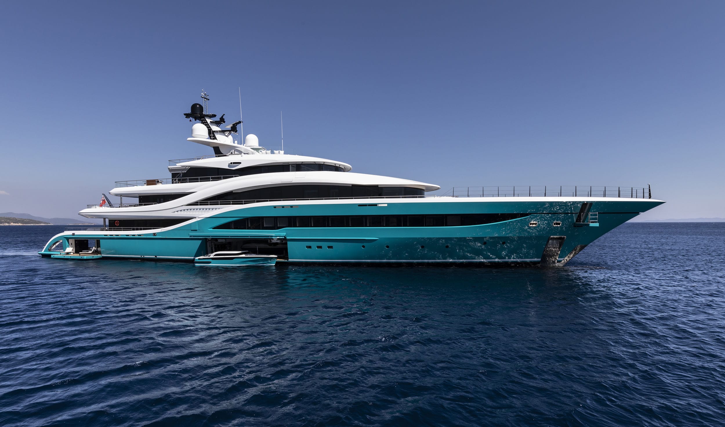 mega yacht go