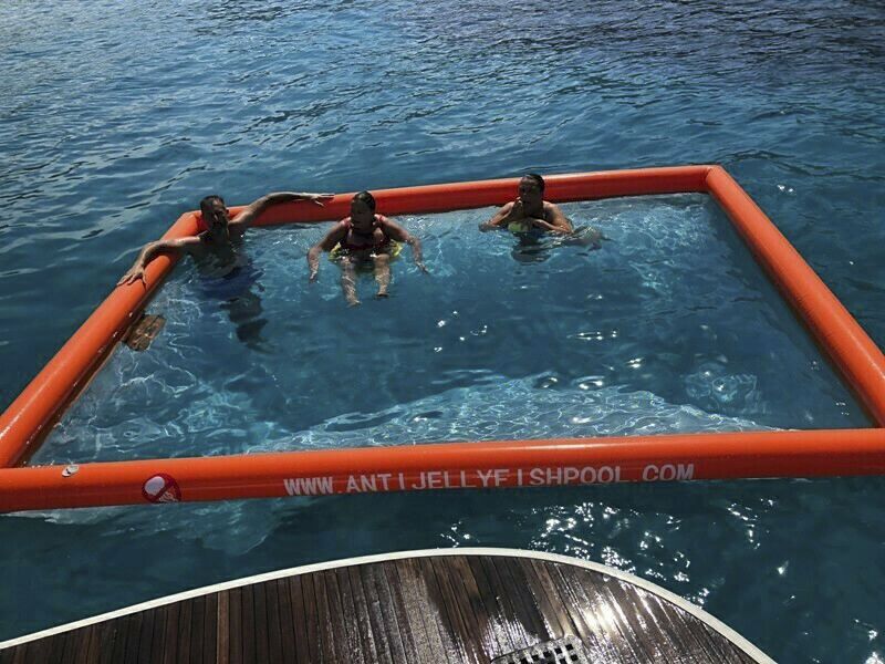 Floating swimming pool - MALLORCA - OCEANDREAMS MEDITERRANEO SL - for ...