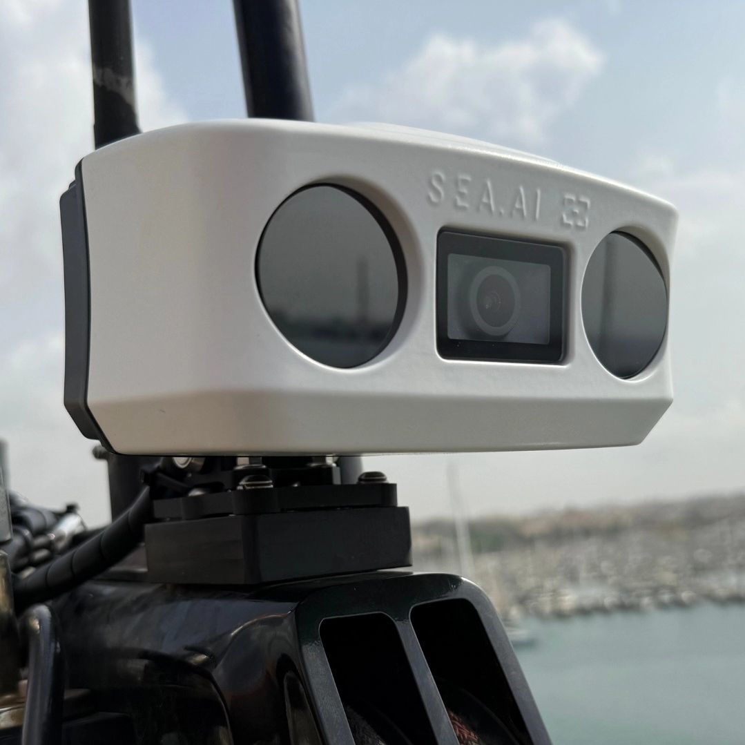 Yacht collision avoidance system - Watchkeeper - SEA.AI - for boat ...