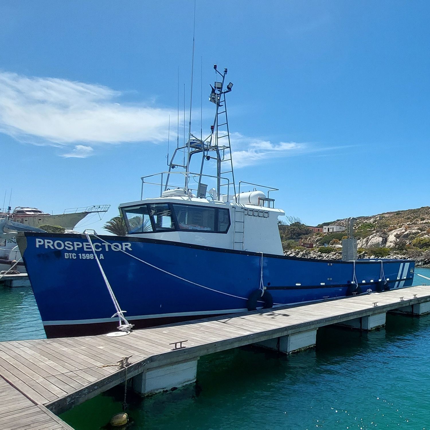 Fishing trawler - Tuna Pole - Sachal Shipyard - tuna seiner / FRP