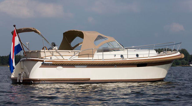 Inboard cabin cruiser - Intercruiser 29 - Interboat - open / canal