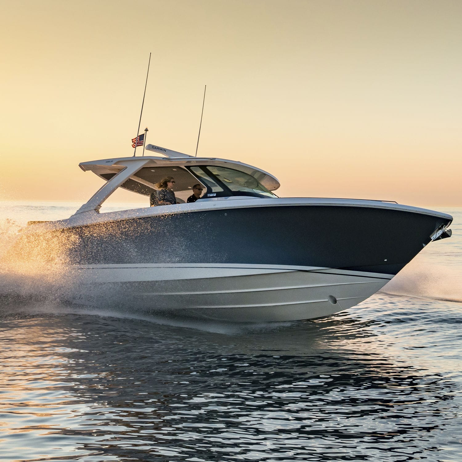 Diesel express cruiser - 38 LS - Tiara Yachts - outboard / triple ...