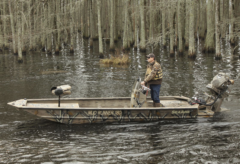 Outboard jon boat Mud Runner 180 SeaArk Boats open / center
