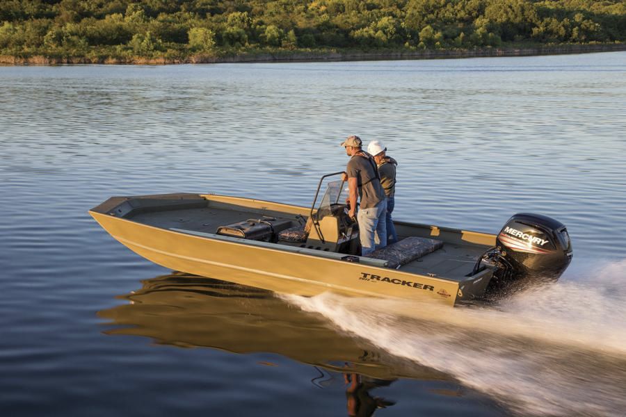 Outboard bay boat - GRIZZLY® 2072 CC - Tracker - center console / sport ...