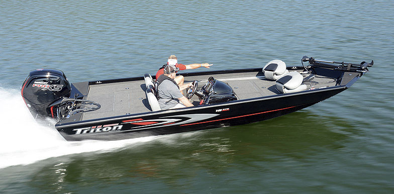 Outboard crappie boat - 18 C TX - Triton Boats - side console
