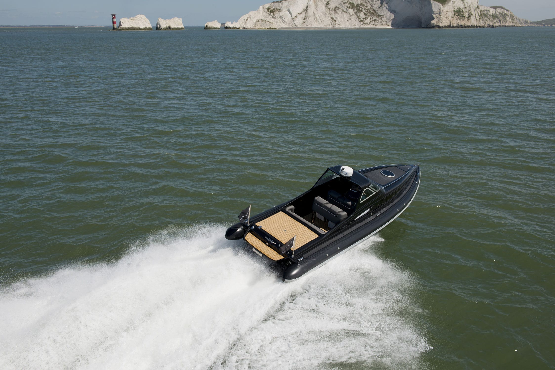 Inboard inflatable boat Sting Scorpion RIBS diesel / twinengine