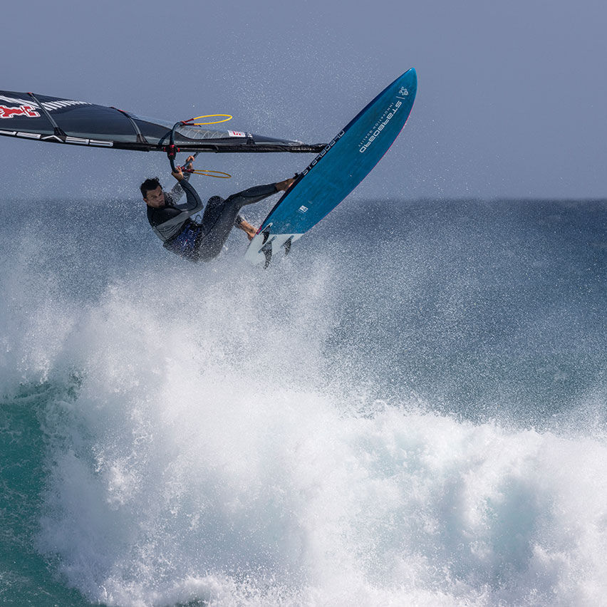 Wave windsurf board ULTRA Starboard freestyle / speed