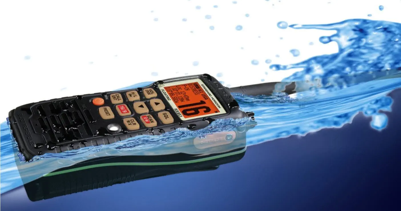 Boat radio - HX851 - Standard horizon - portable / VHF / submersible