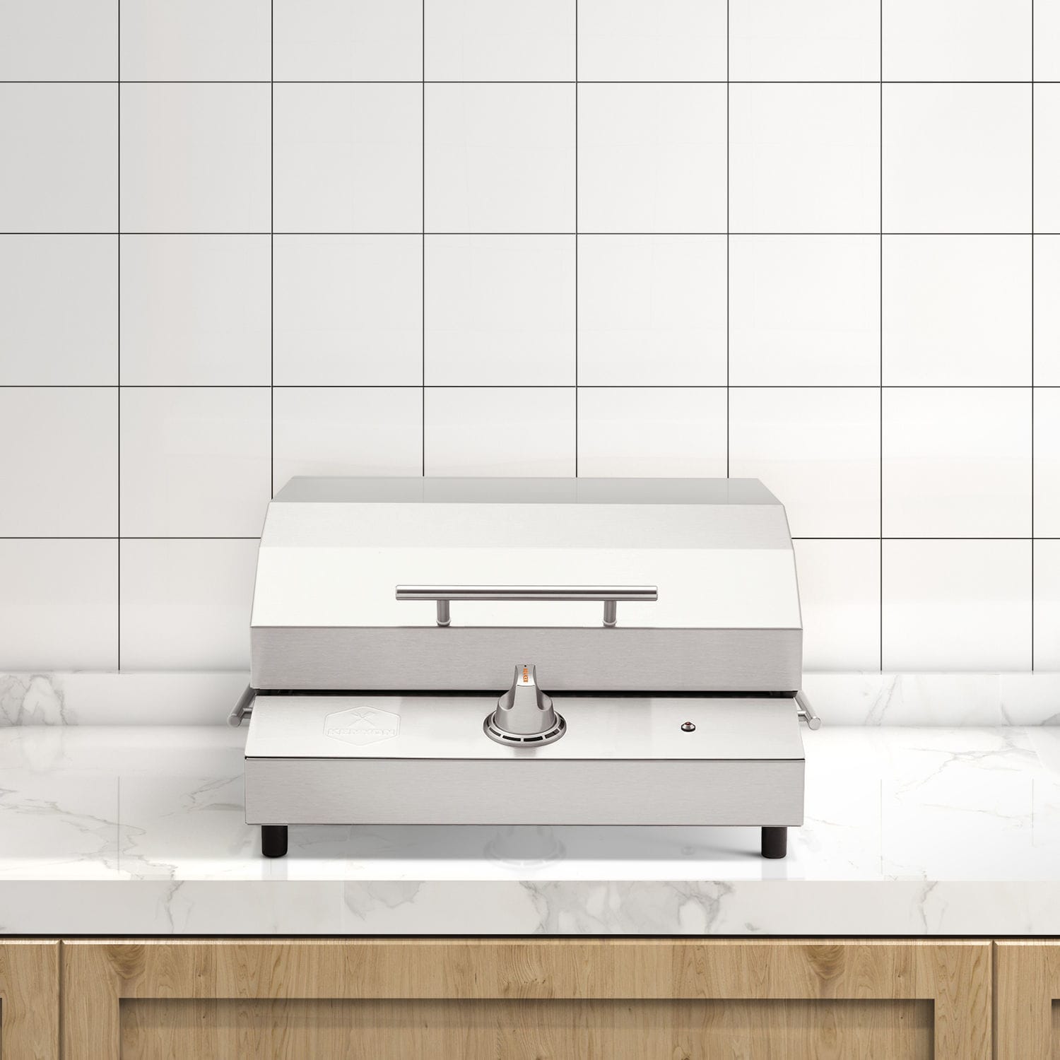 Electric marine barbecue G2 Kenyon International, Inc. portable