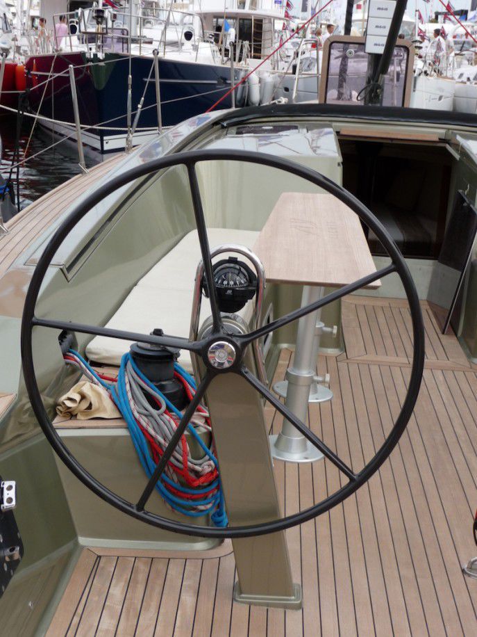 Sailboat helm wheel Solimar carbon