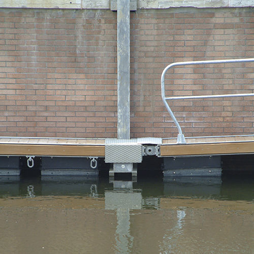 Dock anchoring system Martini Alfredo