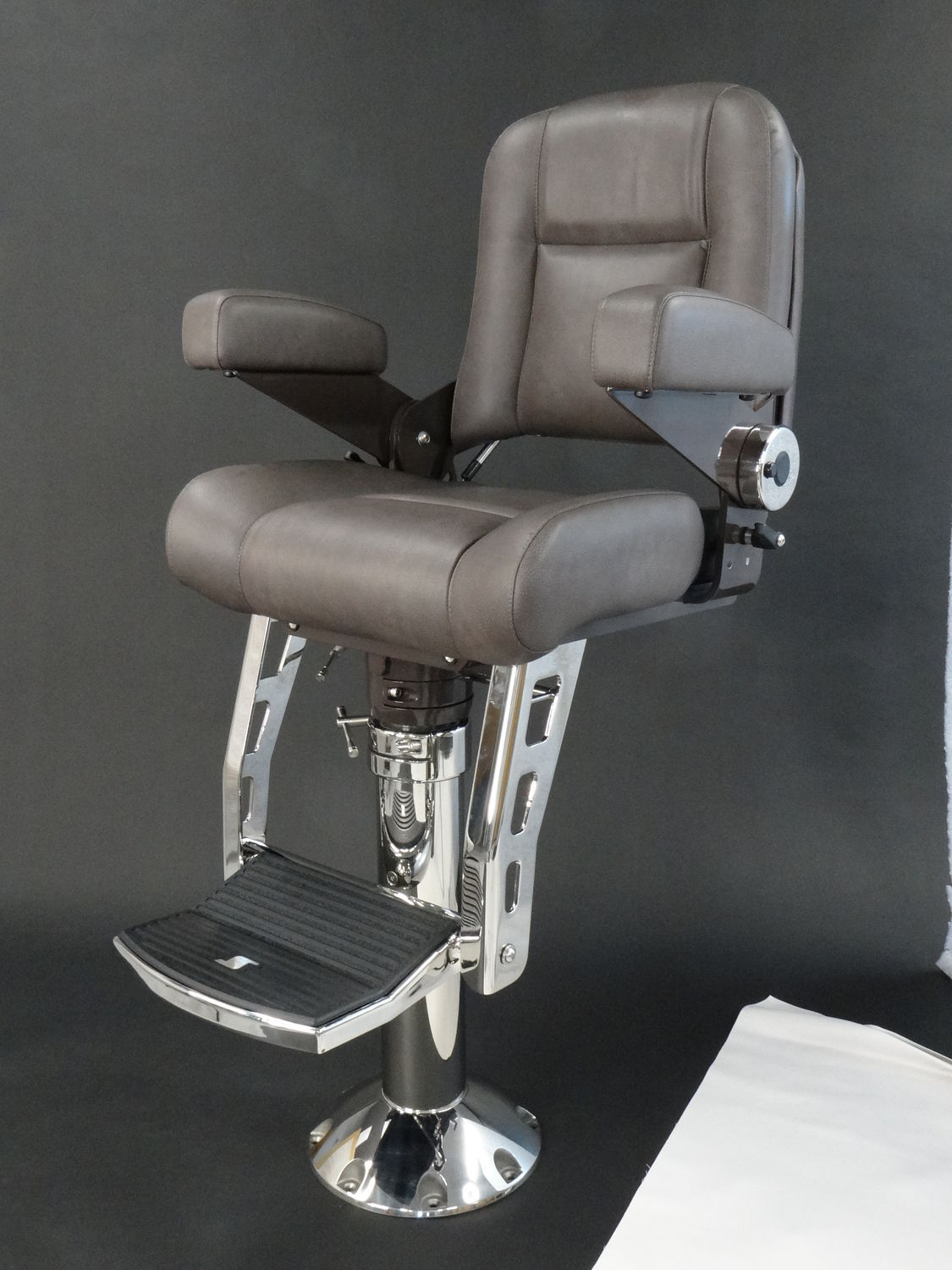 Helm seat 316 L Stainless STIDD Systems, Inc operator / for