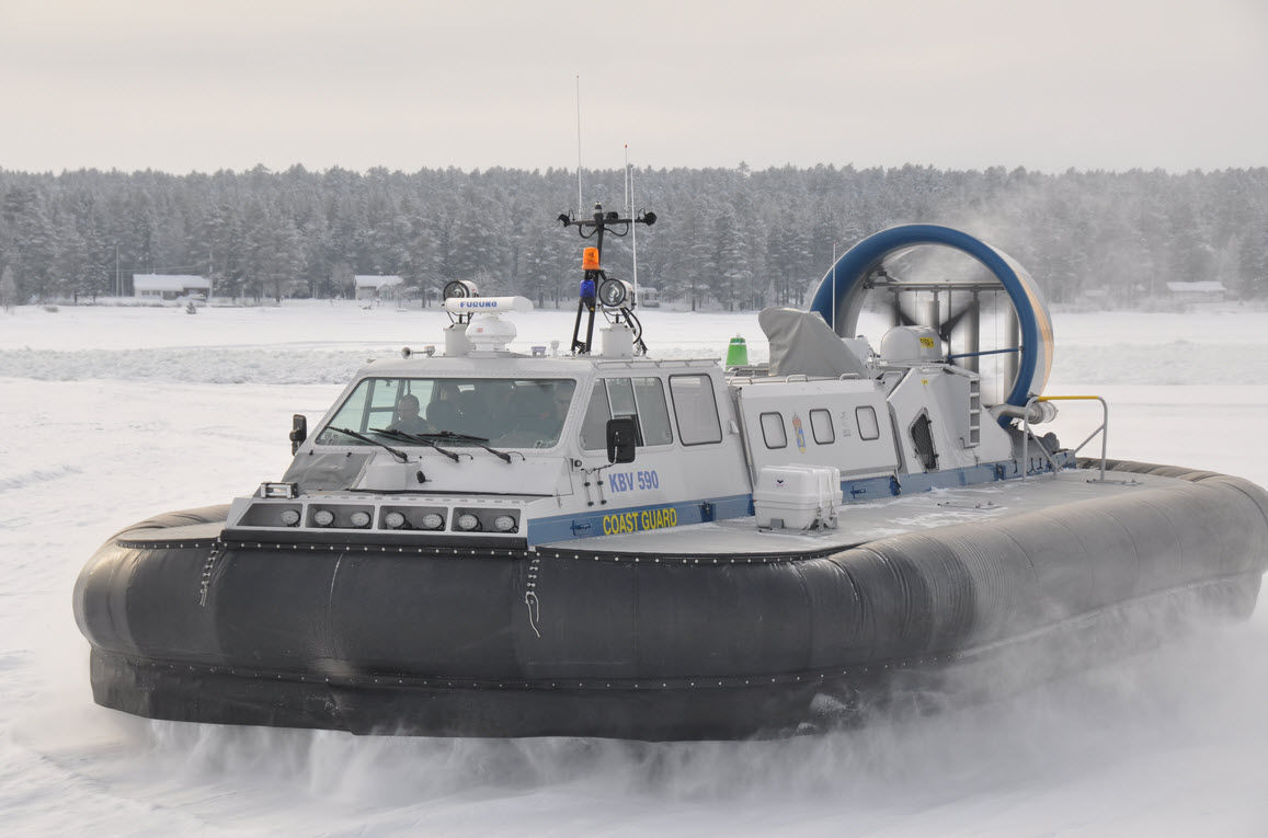 Commercial hovercraft 2400TD Griffon Hoverwork military / rescue