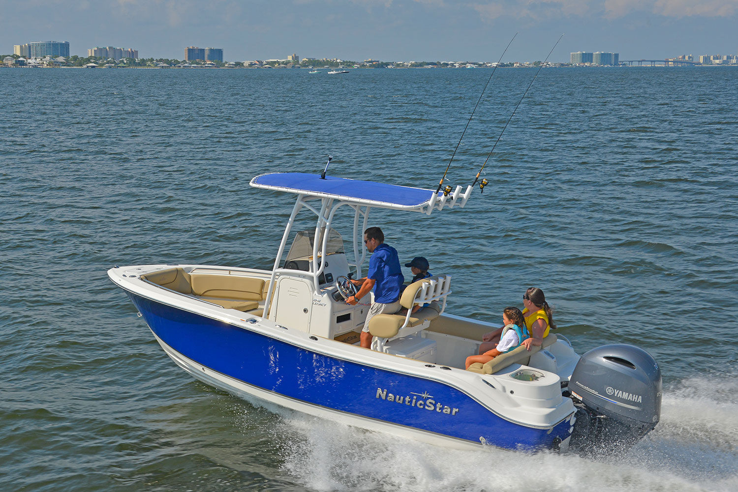 Outboard center console boat 2102 LEGACY Nautic Star Boats sport