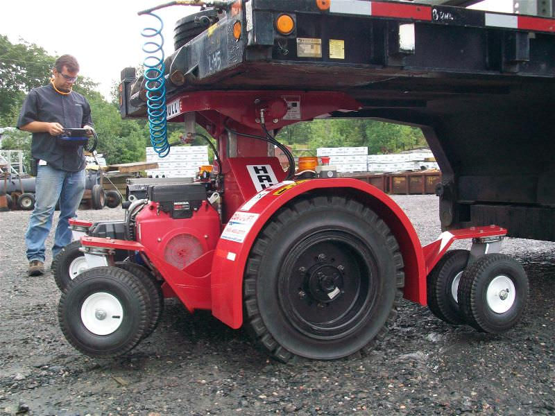 Shipyard boatyard towing tractor HAULL.E 20 Conolift