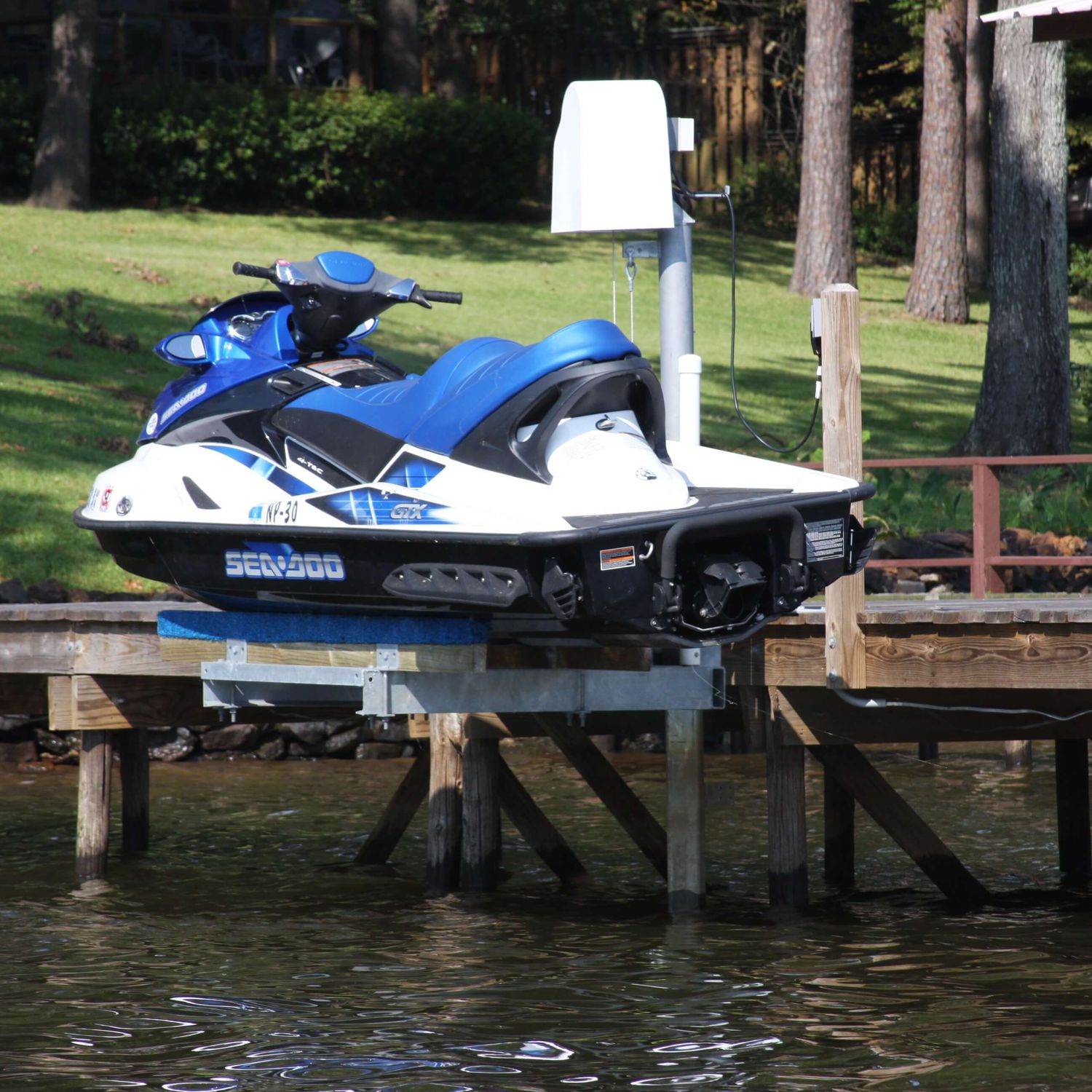 Jetskis elevator Boat Hoist USA