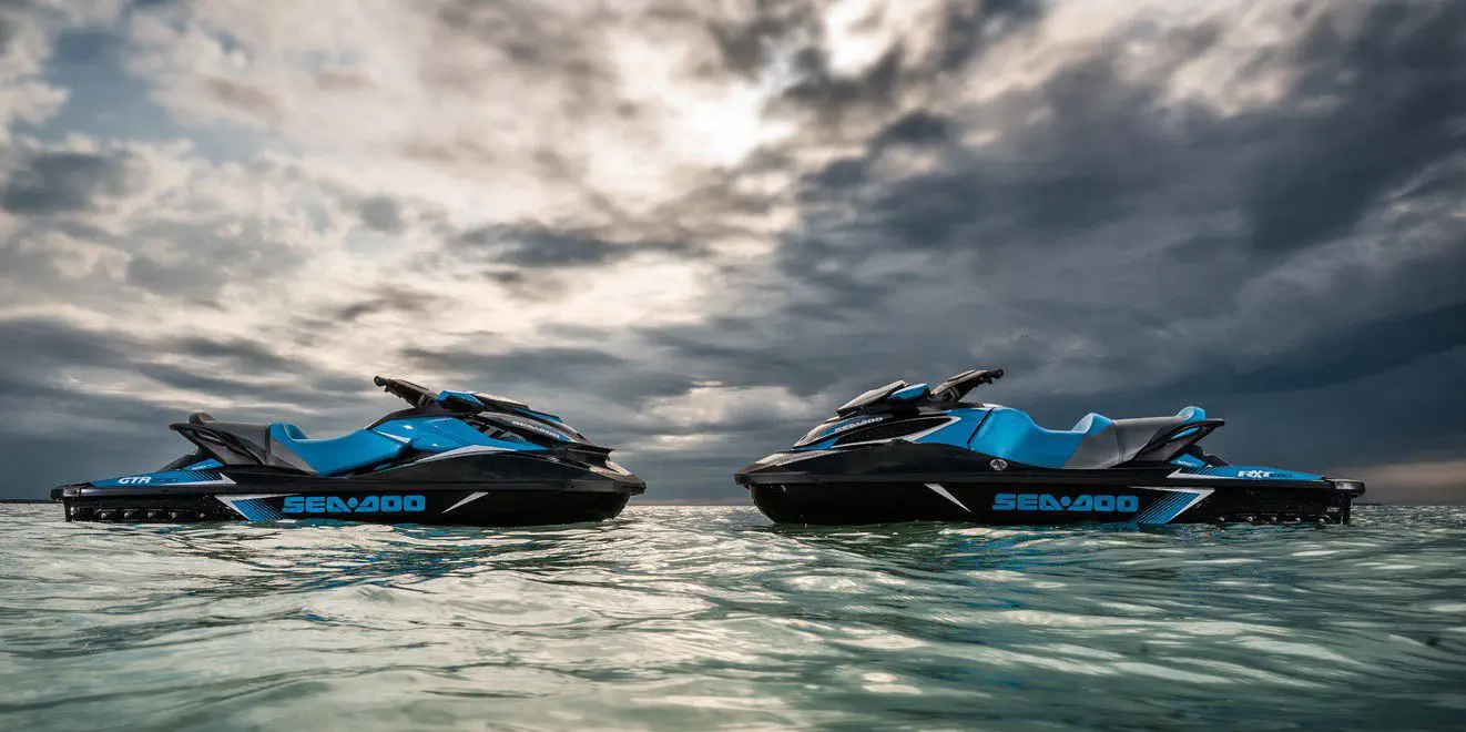 Seated jet-ski - GTR 230 - Sea-doo - three-seater / 230 hp