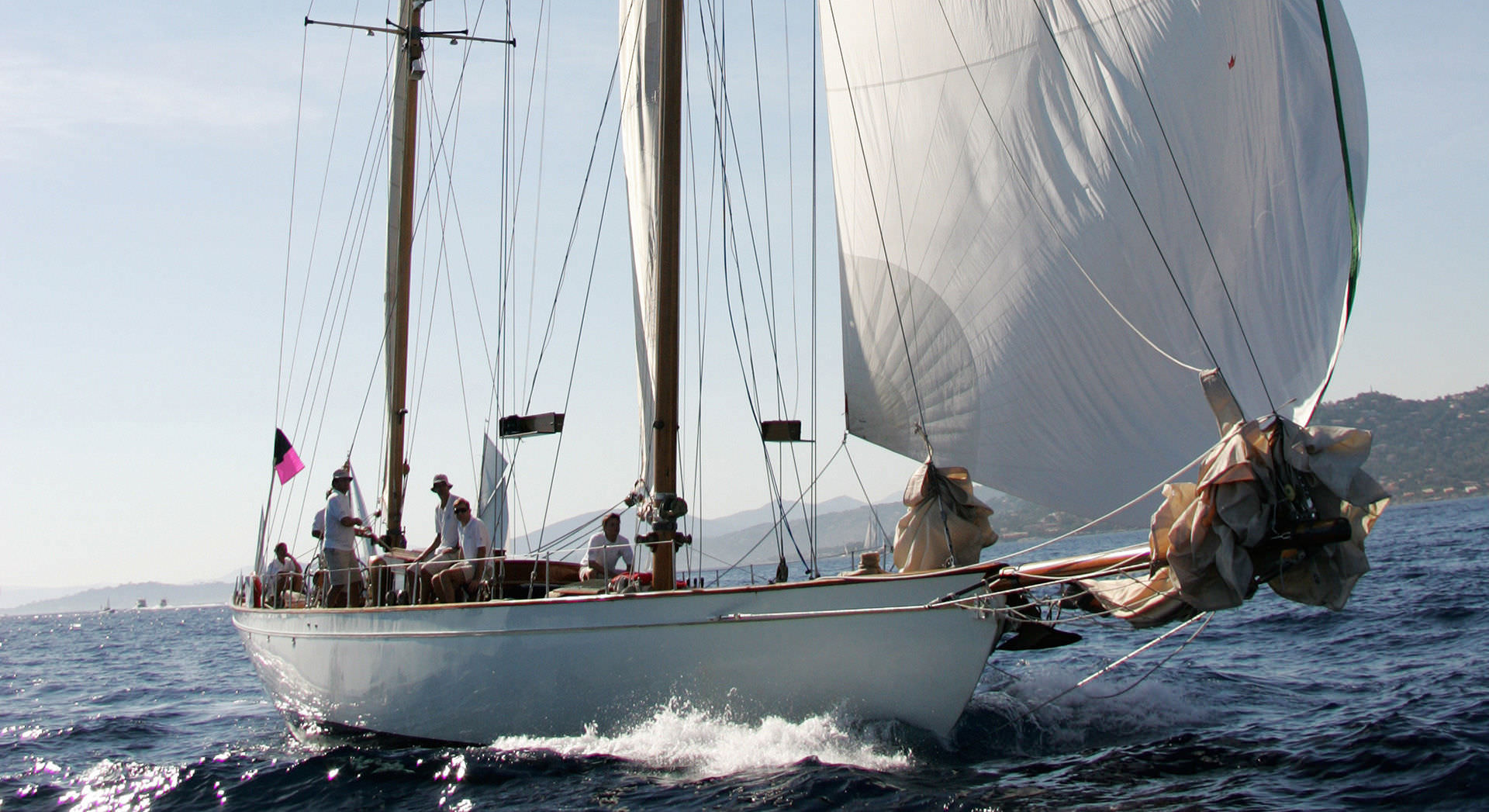 Classic sailing yacht TALISMAN 1920 CONRAD S.A. open transom / ketch