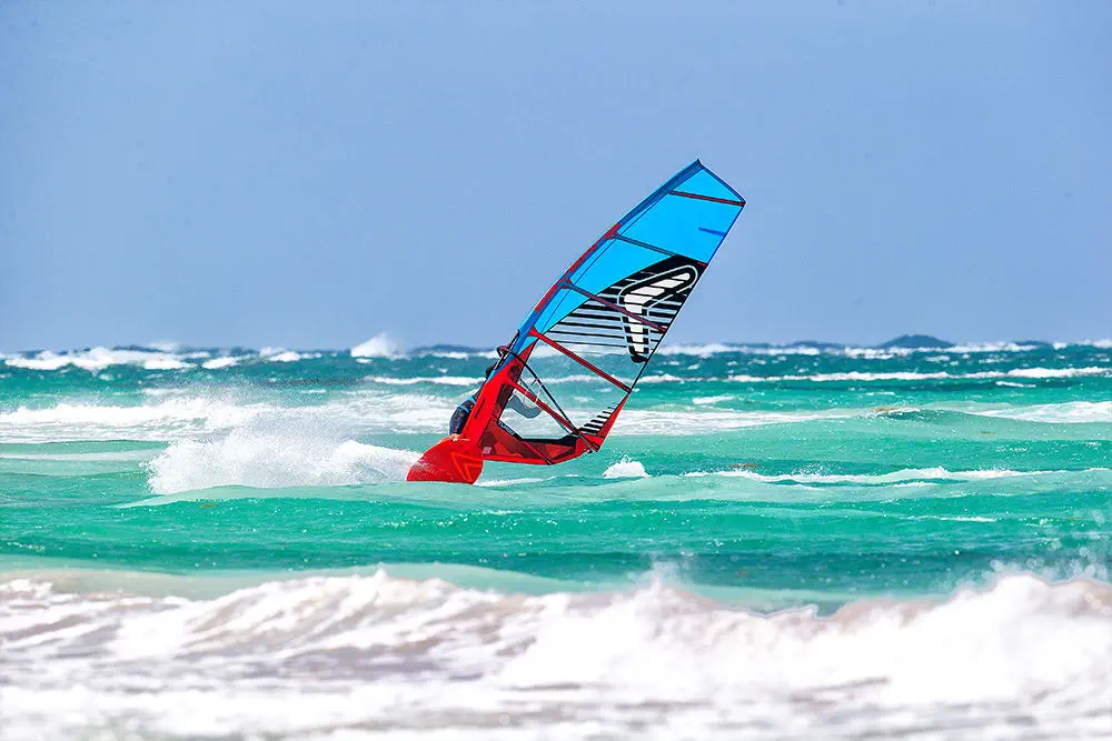 ●2018 Severne TUBOGT6.5 セバーンターボGTセイル Speed windsurf sail - TURBO _ GT - Severne Sails - 5-batten / 6-batten