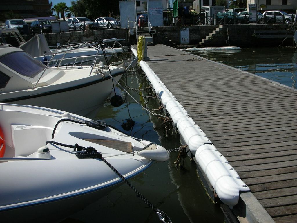 Marina fender Big Aere Docking Solutions for docks / corner