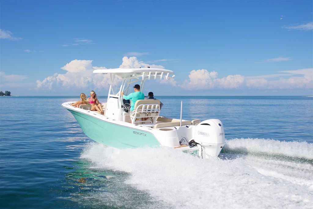 Outboard center console boat - 249 AVENGER - Sea Fox Boats - side
