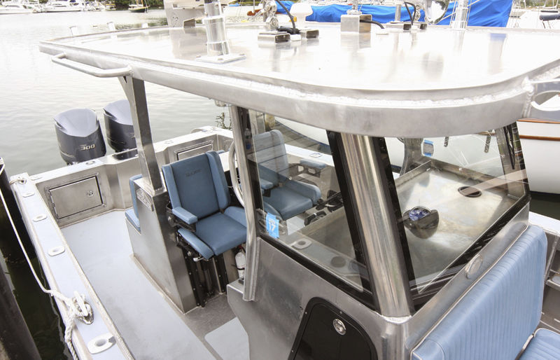 Outboard center console boat 32 FEARLESS Metal Shark Aluminum Boats