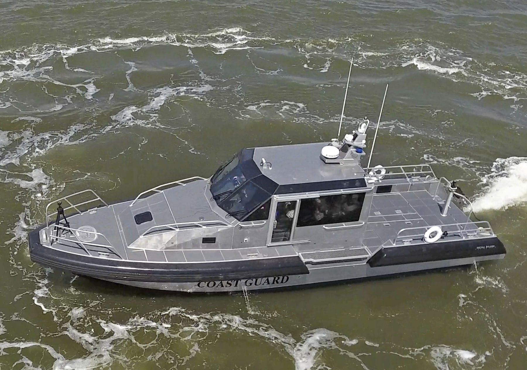 Patrol boat - 45 DEFIANT - Metal Shark Aluminum Boats - inboard ...