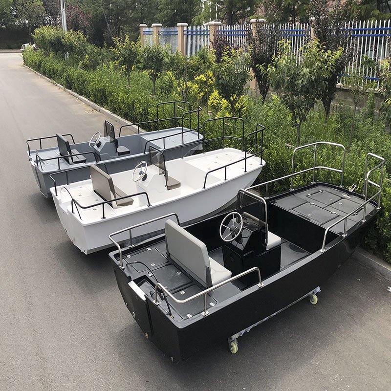 Outboard center console boat - FRP420 - Qingdao Lian Ya Boat Co.,Ltd. -  sport-fishing / fiberglass