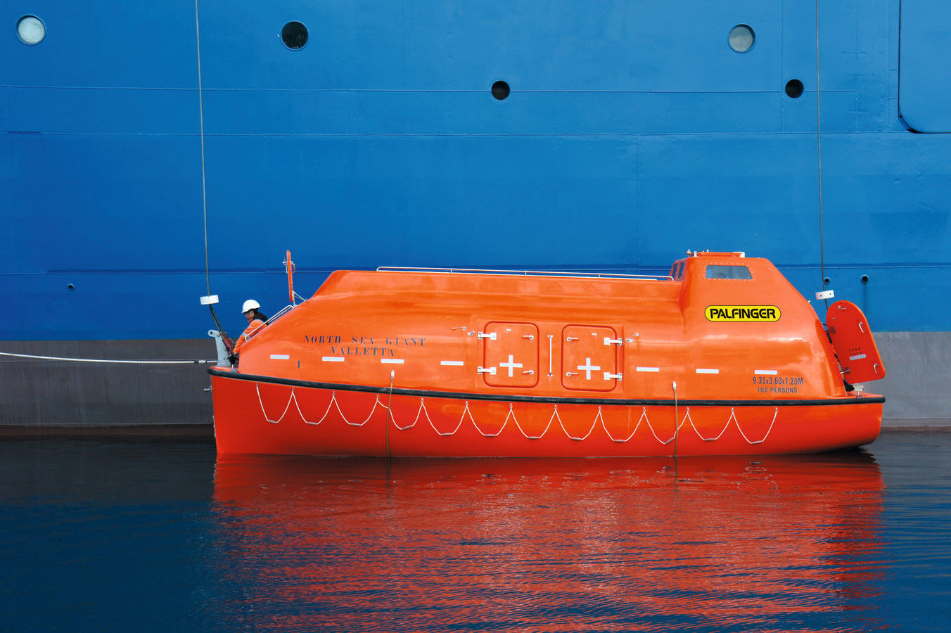 Totally enclosed lifeboat - LBT series - Palfinger Marine GmbH - for ships