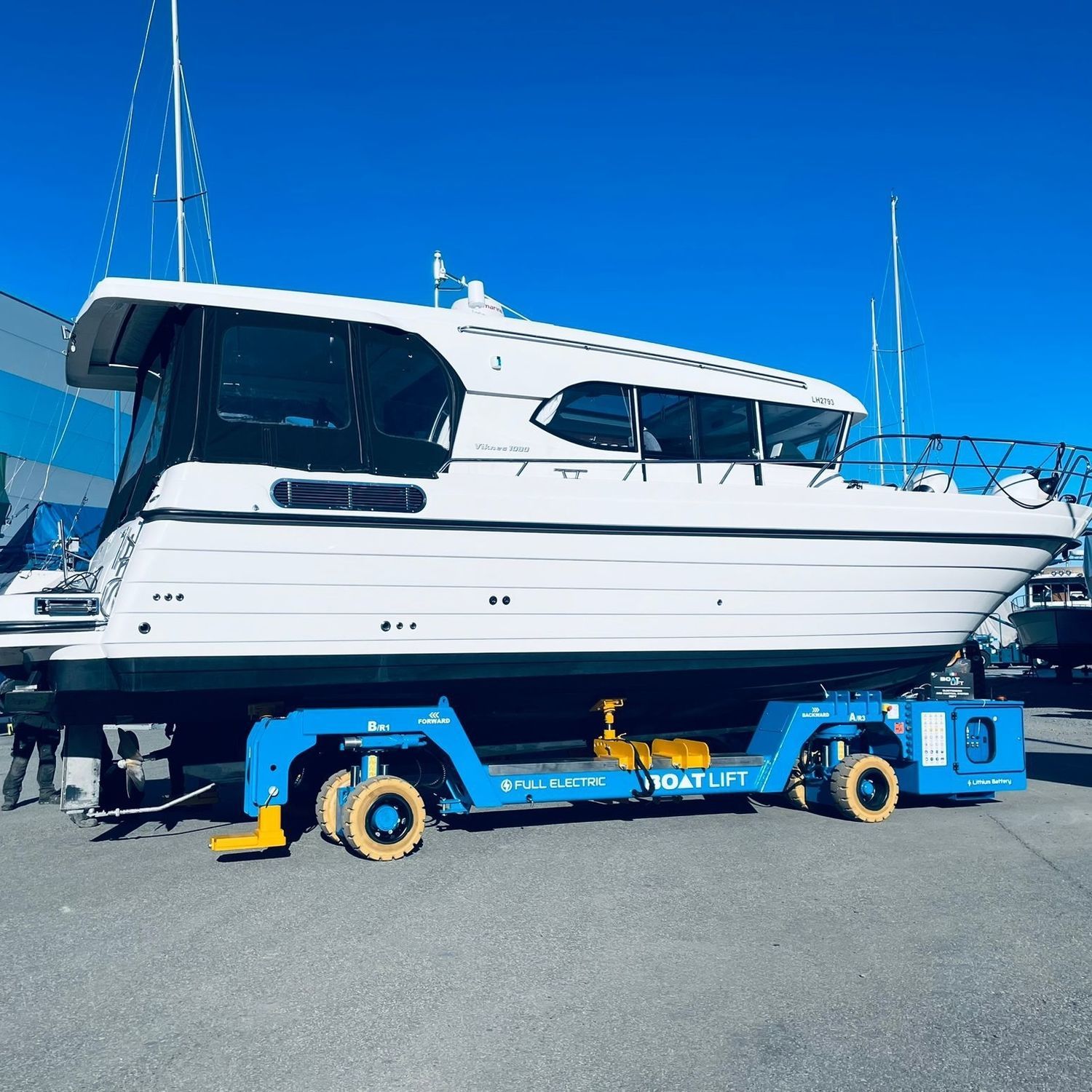 Handling trailer BL25MEA90°DSC BOAT LIFT for boats / self